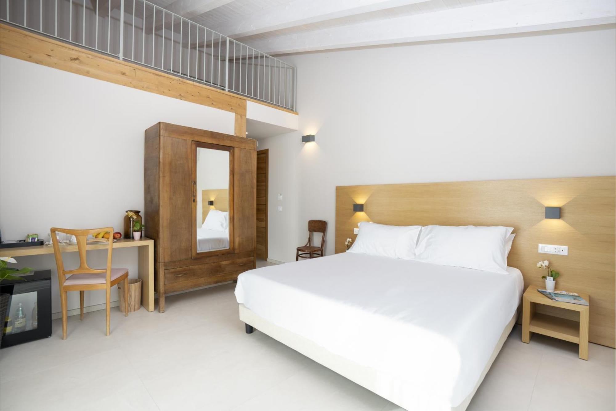 Ros'E Mari Green Home Hotel Oristano Ngoại thất bức ảnh