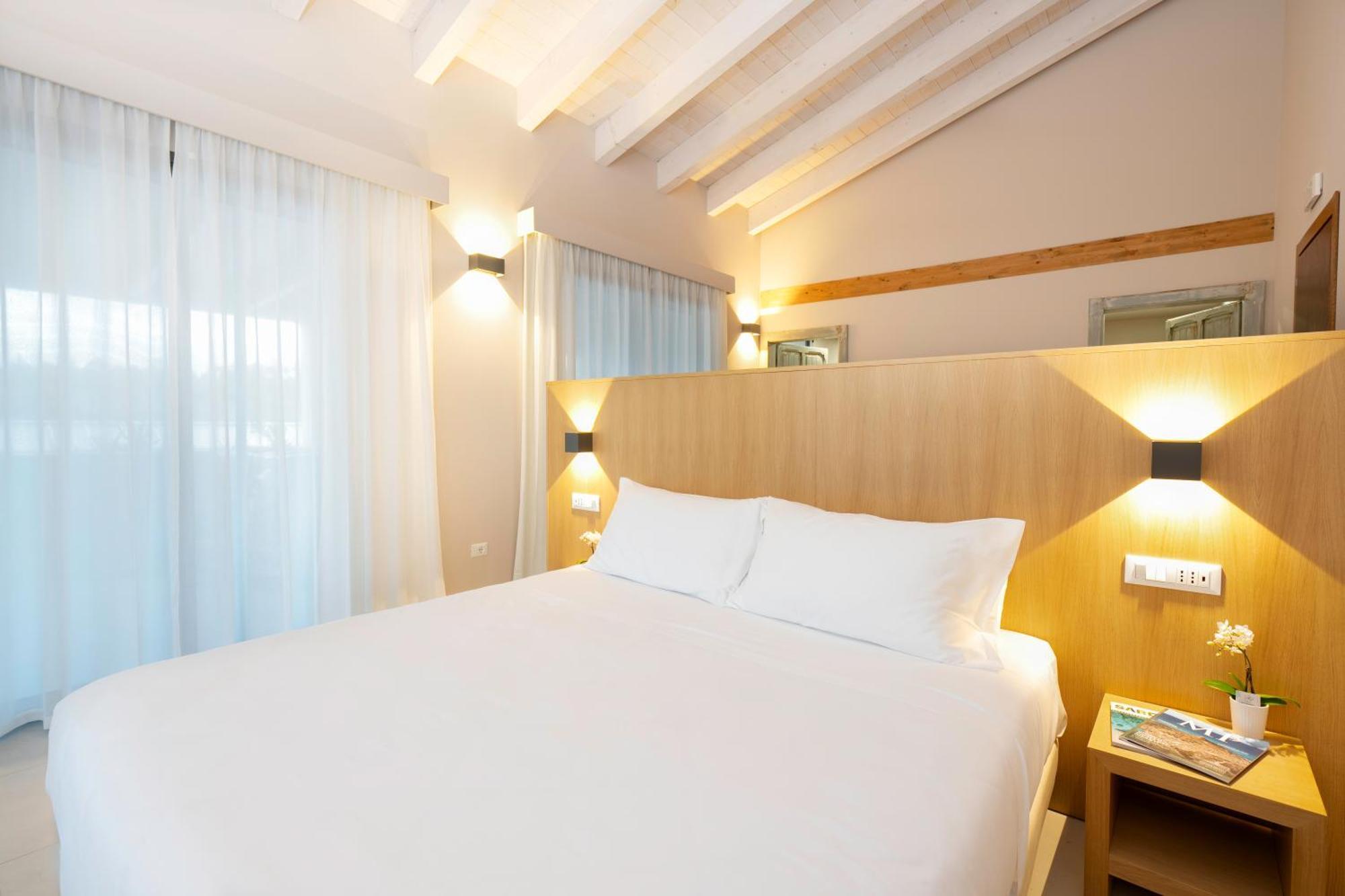 Ros'E Mari Green Home Hotel Oristano Ngoại thất bức ảnh